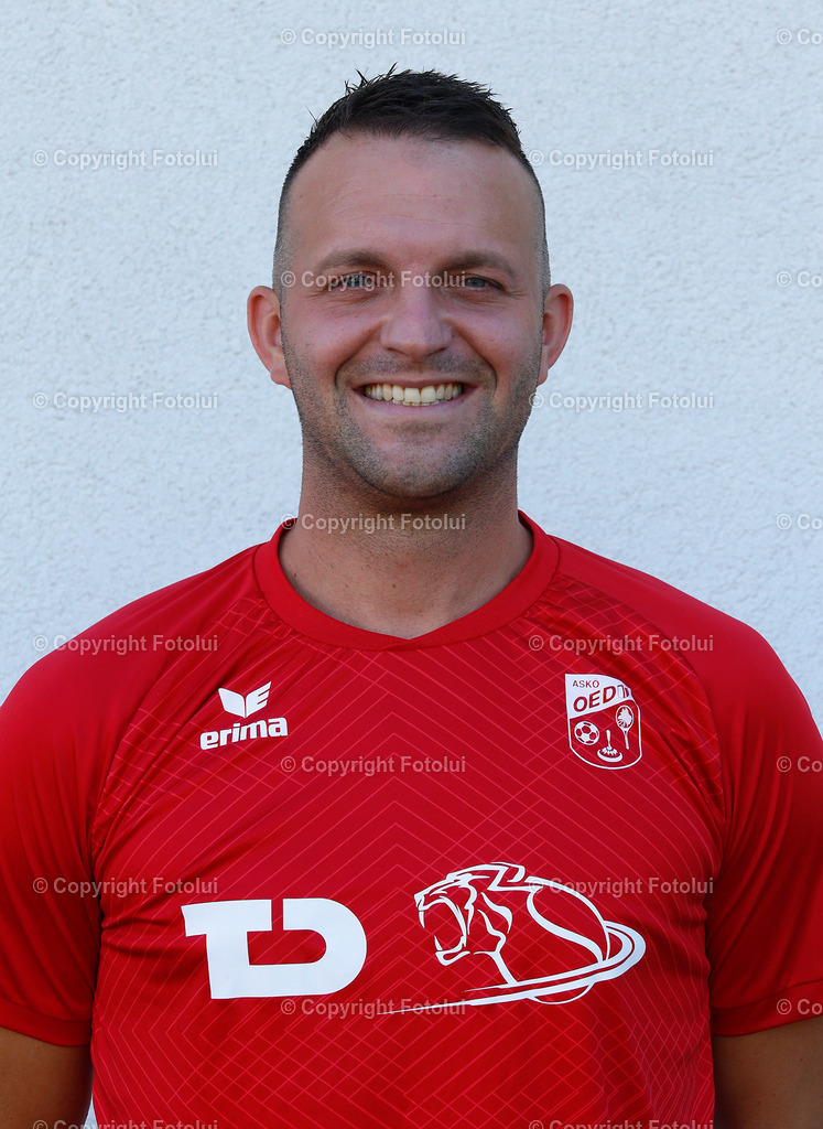 ASKOOEDT_336 | NENAD VIDADOVIC