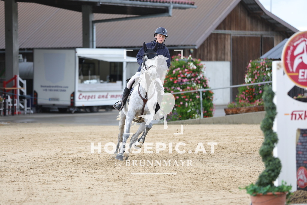 0P6A9829 | Willkommen bei Brunnmayr - Design & Fotografie – Ihrem Spezialisten für Reitturniere und Pferdeveranstaltungen in Oberösterreich, Salzburg und Bayern! Seit über 17 Jahren sind wir leidenschaftlich dabei.