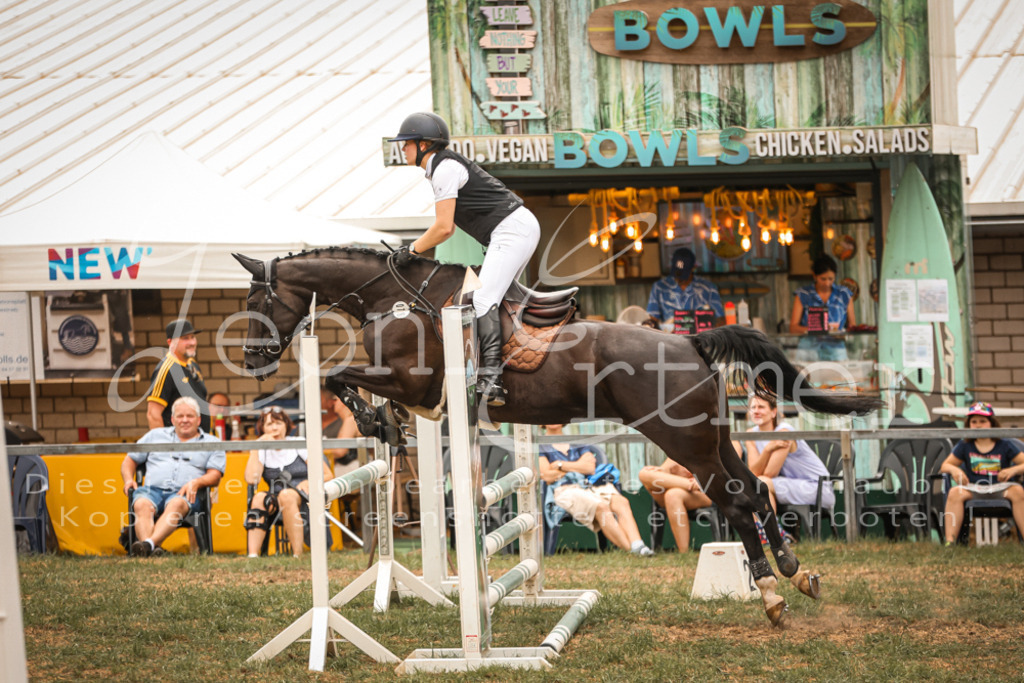 17.SaStA00055 | Leoni Ertmer Photography - Realisiert mit Pictrs.com