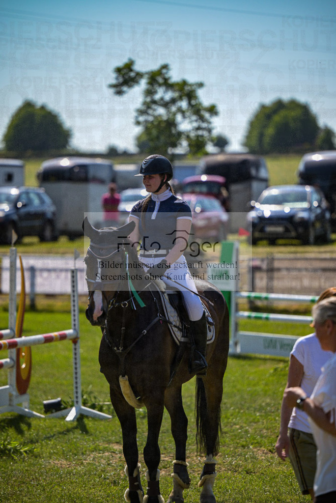 Reitturnier Voxtrup | Entdecke hochwertige Reitturnierfotos von Foto Oger. Professionell, emotional und authentisch – jetzt Lieblingsmomente im Shop bestellen.Deutschlandweite Turnierfotografie. - Realisiert mit Pictrs.com