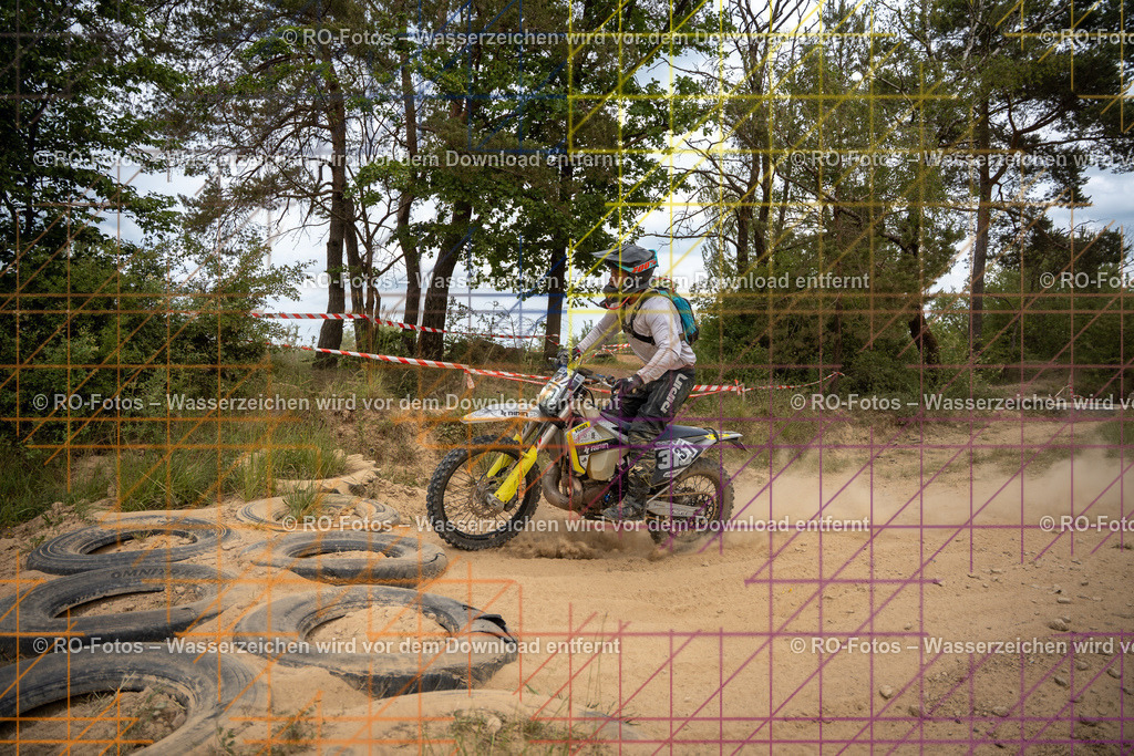 Niederwürzbach 5 Lauf-400 | Sportfotografie von RO-Fotos: Motorsport, Motocross, Enduro, Laufveranstaltungen und Triathlon. Professionelle Fotos von Sportlern und Events. - Realisiert mit Pictrs.com