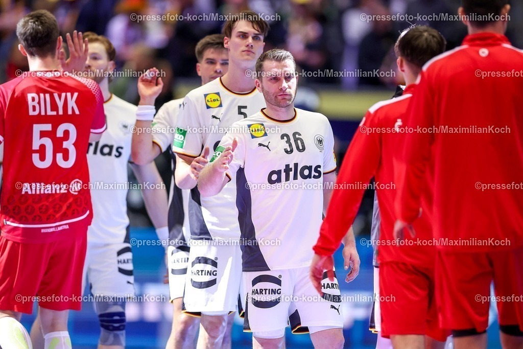 EHF15012602174 | 15.01.2026, Handball, Men's EHF EURO 2026, Deutschland - Österreich, Jyske Bank Boxen in Herning, Dänemark, Preliminary Round:  Lukas Mertens (Germany #36) neben  Miro Schluroff (Germany #05) 