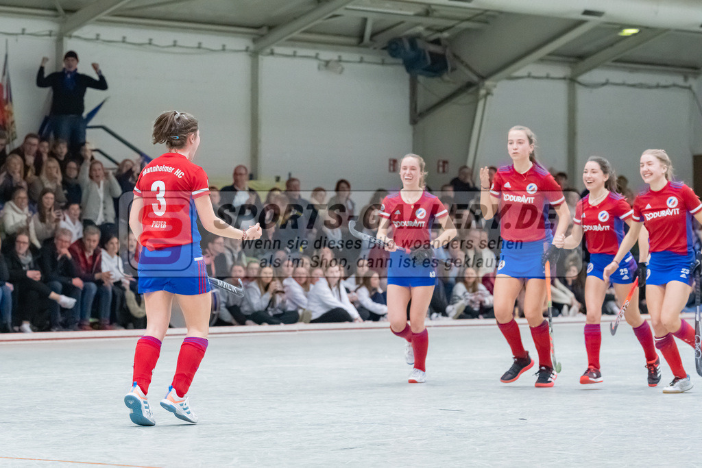 HK_20230226_105245 | Deutsche Meisterschaft WU16 Spiel um Platz 3 UHC Hamburg - Mannheimer HC am 26.2.2023 DSC 99, Düsseldorf ,