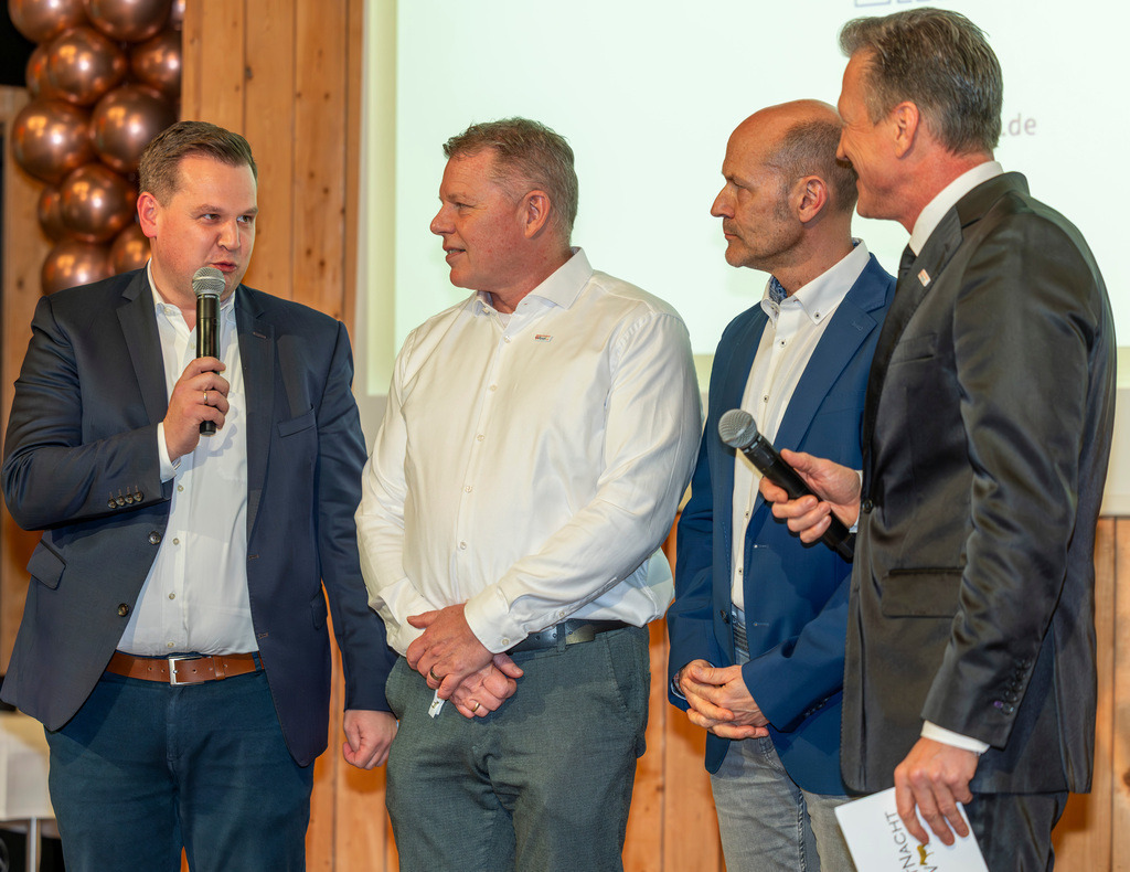 top-top.de 260306-026 | Foto, Video, Fotografie, Videografie, Fotobox, DJ, Discjockey, Musik, Musikbox, Veranstaltung, Photobooth, Amazon, Ebay, Buchtipp, Bestseller, Autor, Verlag, Buch, Wesel, Hamminkeln, NRW, Dinslaken, Rees, Drohne, Hochzeit, Party, Fotobox, Wesel, Fotograf