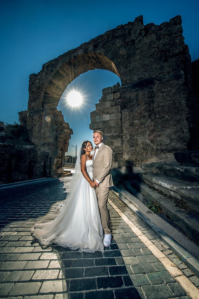 Fulya_Danie_467 | Mein Name ist Arkadius. Ich fotografiere Ihre Hochzeit in Frankfurt und im Umkreis von 200 km. Als Fotograf bin ich noch bekannt im Bereich Business- und Modefotografie.