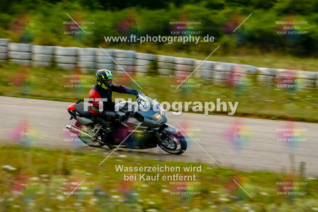 Chambley Juli-0088 | Hier findet Ihr Bilder von Touristenfahrten auf der Nürburgring Nordschleife oder von anderen Veranstaltungen die ich besucht habe. Viel Spass beim Durch Schauen 