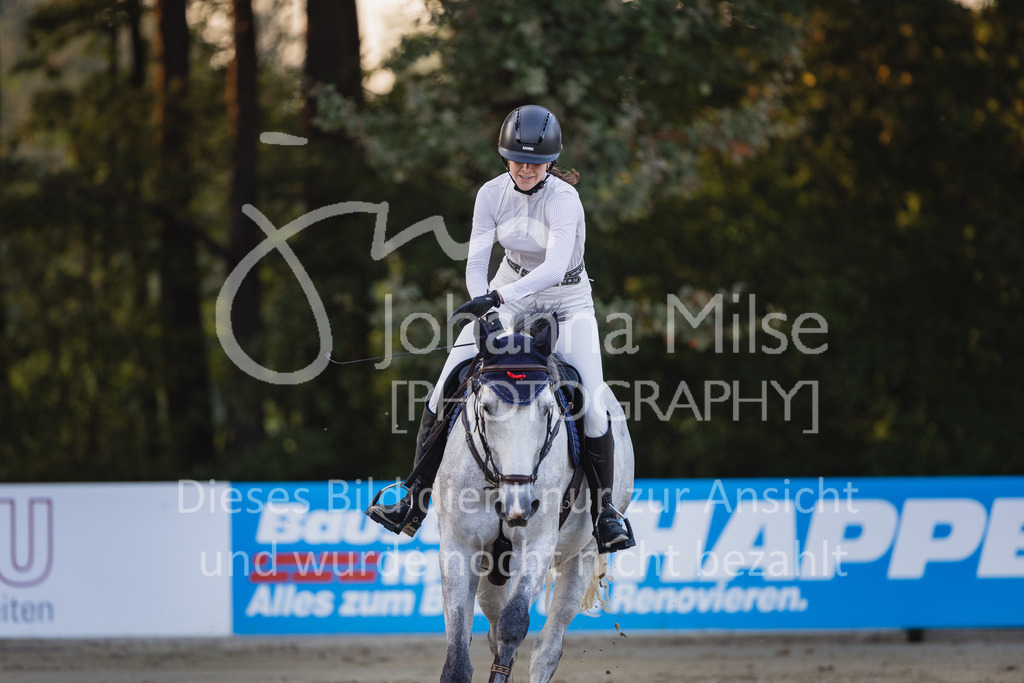 230723_Delbrueck_2Ph-L1-239 | Deine schönsten Turniermomente als professionelle Fotos! Entdecke hochwertige Pferdesport-Fotografie im Online-Shop. Jetzt Fotos finden & bestellen!