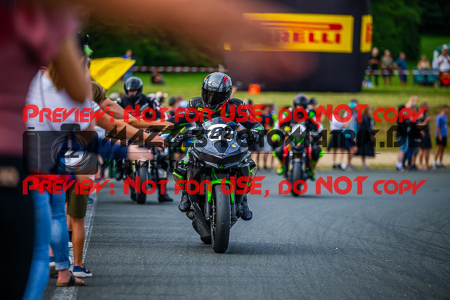 MaZZes_Fotomatrix_20230723_6021986_6047 | TWIN CUP