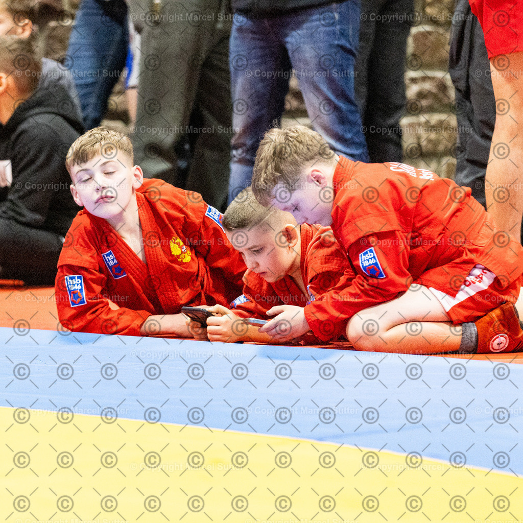 20250125-165817-_G2A2865-MarcelSutter | Finde und bestelle deine Sport- und Eventfotos in höchster Qualität. Professionelle Aufnahmen von Wettkämpfen, Veranstaltungen und Outdoor-Events – schnell und einfach online bestellen. - Realisiert mit Pictrs.com