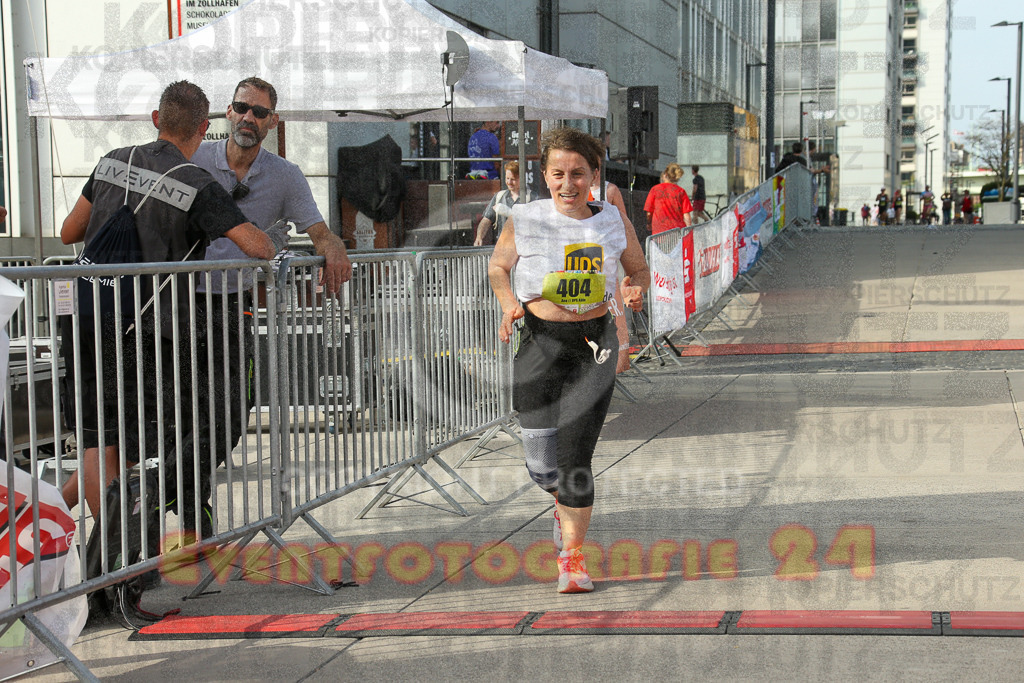250920_1543_EX1_0568 | Sportfotografie im Rhein-Sieg Kreis, Köln, Bonn, NRW, Rheinland Pfalz, Hessen, etc. Unser Tätigkeitsfeld umfasst den Laufsport vom Volkslauf über den Marathon, Duathlon, Triathon bis zum Ultralauf wie Kölnpfad Ultra oder Schindertrail.
