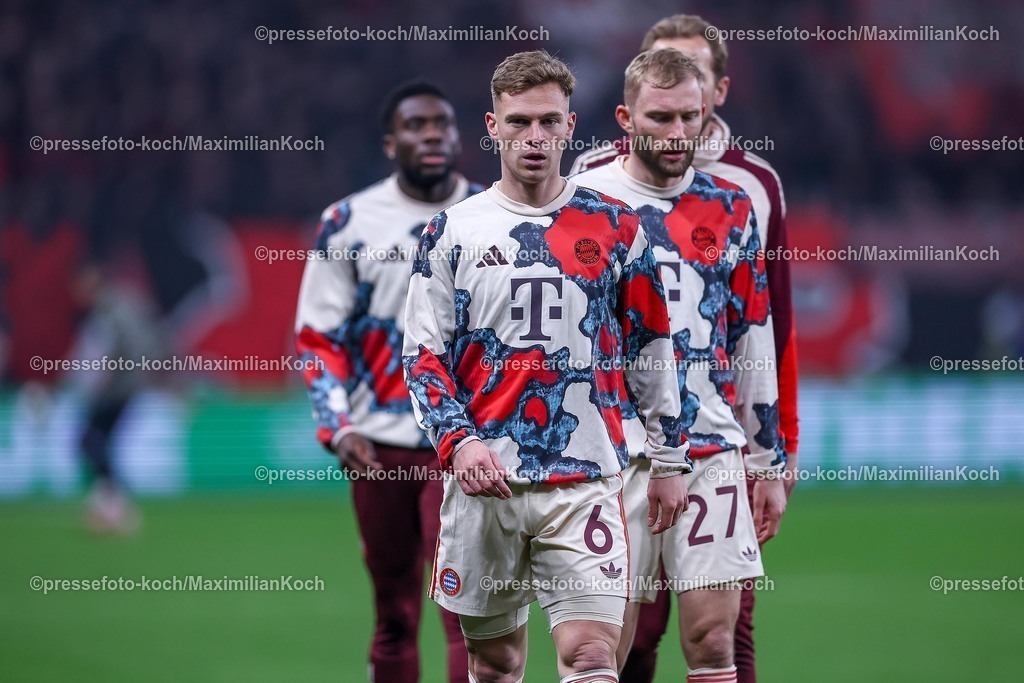 UCL11032502165 | 11.03.2025, Fußball, UEFA Champions League, Bayer 04 Leverkusen - FC Bayern München, Achtelfinale Rückspiel, BayArena, Saison 2024 2025: Joshua Kimmich (FC Bayern #6) neben Konrad Laimer (FC Bayern #27)DFB regulations prohibit any use of photographs as image sequences and or quasi-video.