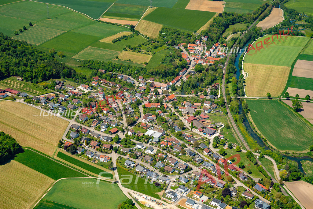 bergenweiler-sontheim-an-der-brenz-vs-google-maps-luftbild-803-jahr-2025 | Luftaufnahme von Bergenweiler Sontheim an der Brenz Bild- Das Luftbild wurde 2025 vom UL-Flugzeug heraus erstellt ( keine Drohne ) - Hochauflösende Luftaufnahme -Nicht vergleichbar mit Google Maps oder Satelittenbilder- Die Geschenkidee !Mit Lizenz und Bildrechte bestellbar