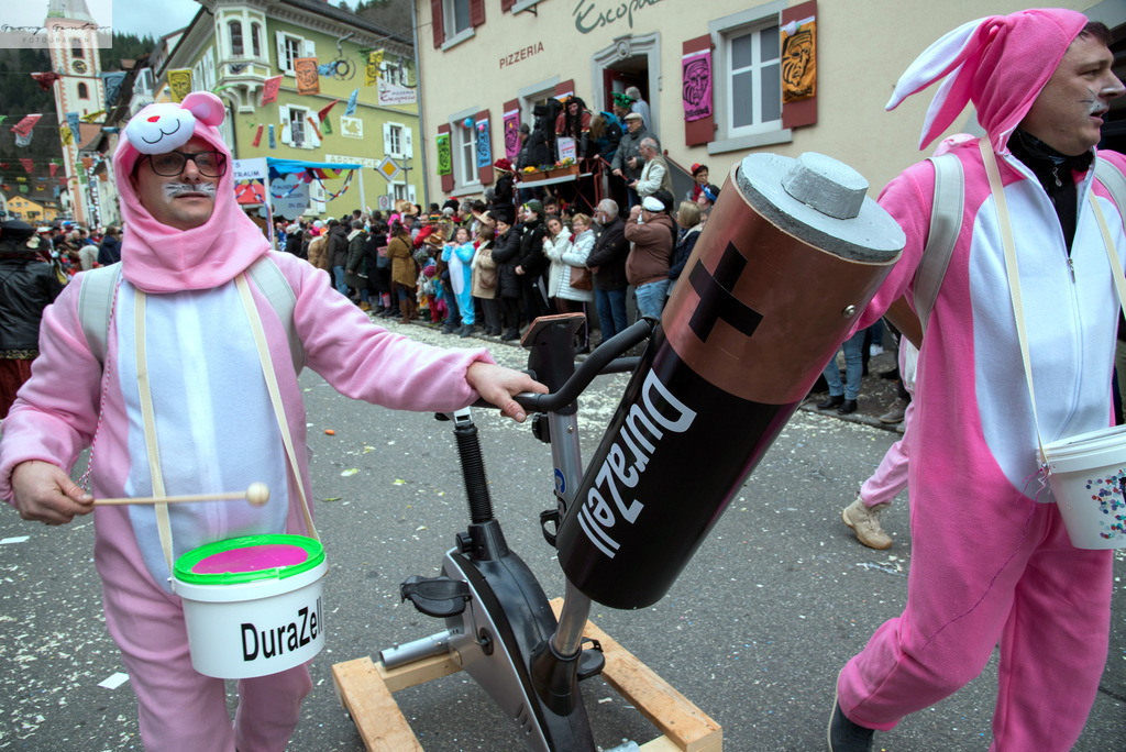 FastSonn_23-209 | Fotoblog Schwarzwald, Foto Blog Wiesental, Pfaffenberg, Winterzauber, Zeller Bergland, Zell im Wiesental, Fotoblog Wiesental, Landschaftsfotos, Bilder Wiesental, Natur, Naturbilder, Fastnacht, Zeller Fastnacht, Zeller Fasnacht, Zeller Bergland, Belchen, - Realisiert mit Pictrs.com