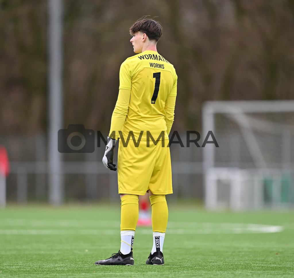 Fussball I Herren I Saison 2025-2026 I Bundesliga I 6. Spieltag I Eintracht Frankfurt - FC Bayern München  | MWMARA - Realisiert mit Pictrs.com