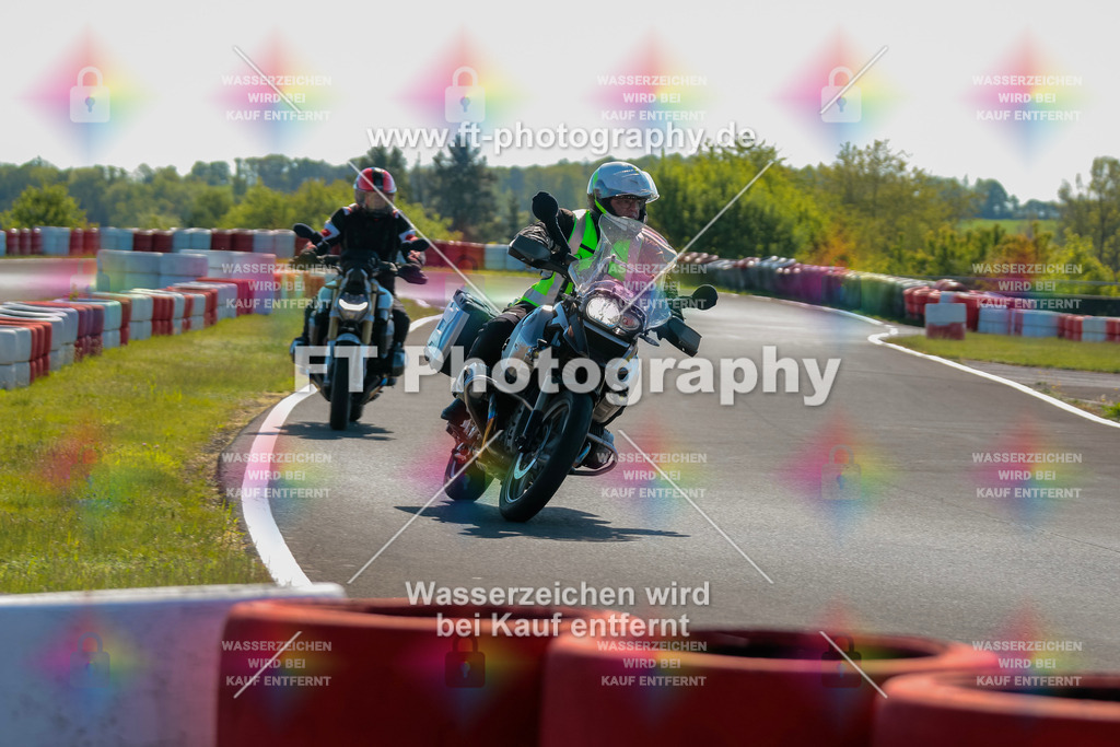 Moto-TeamOBK-21273 | Hier findet Ihr Bilder von Touristenfahrten auf der Nürburgring Nordschleife oder von anderen Veranstaltungen die ich besucht habe. Viel Spass beim Durch Schauen 