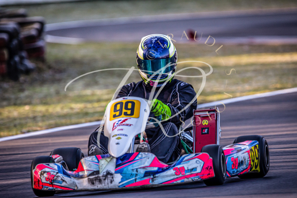 DFF14133-EE9F-48AE-9640-B4C7D4A17D4F | traudl_s_fotos