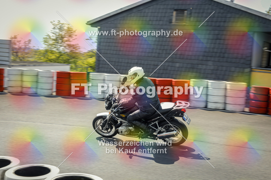 OBK_Mai_Martina_Markus-11080 | Hier findet Ihr Bilder von Touristenfahrten auf der Nürburgring Nordschleife oder von anderen Veranstaltungen die ich besucht habe. Viel Spass beim Durch Schauen 