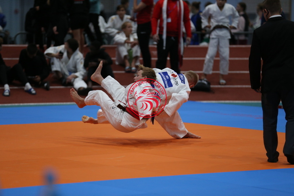 AT3Y1208 | Fotos vom Adler Cup - Pictures from Adler Cup

Hier findet Ihr alle Eindrücke und großen Momente der Adler Cup Wochenenden. Here you will find all impressions and great moments of the Adler Cup weekends. - Realisiert mit Pictrs.com