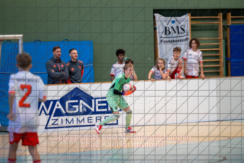 20251213_105732_0307 | FC Bayern München - SGM Do/Rei U13 227. internationaler Prinzing Junior Cup in der Donzdorfer Lautertalhalle - 13.12.2025,Foto: PhotoPeet-Sportfotografie/Peter Harich