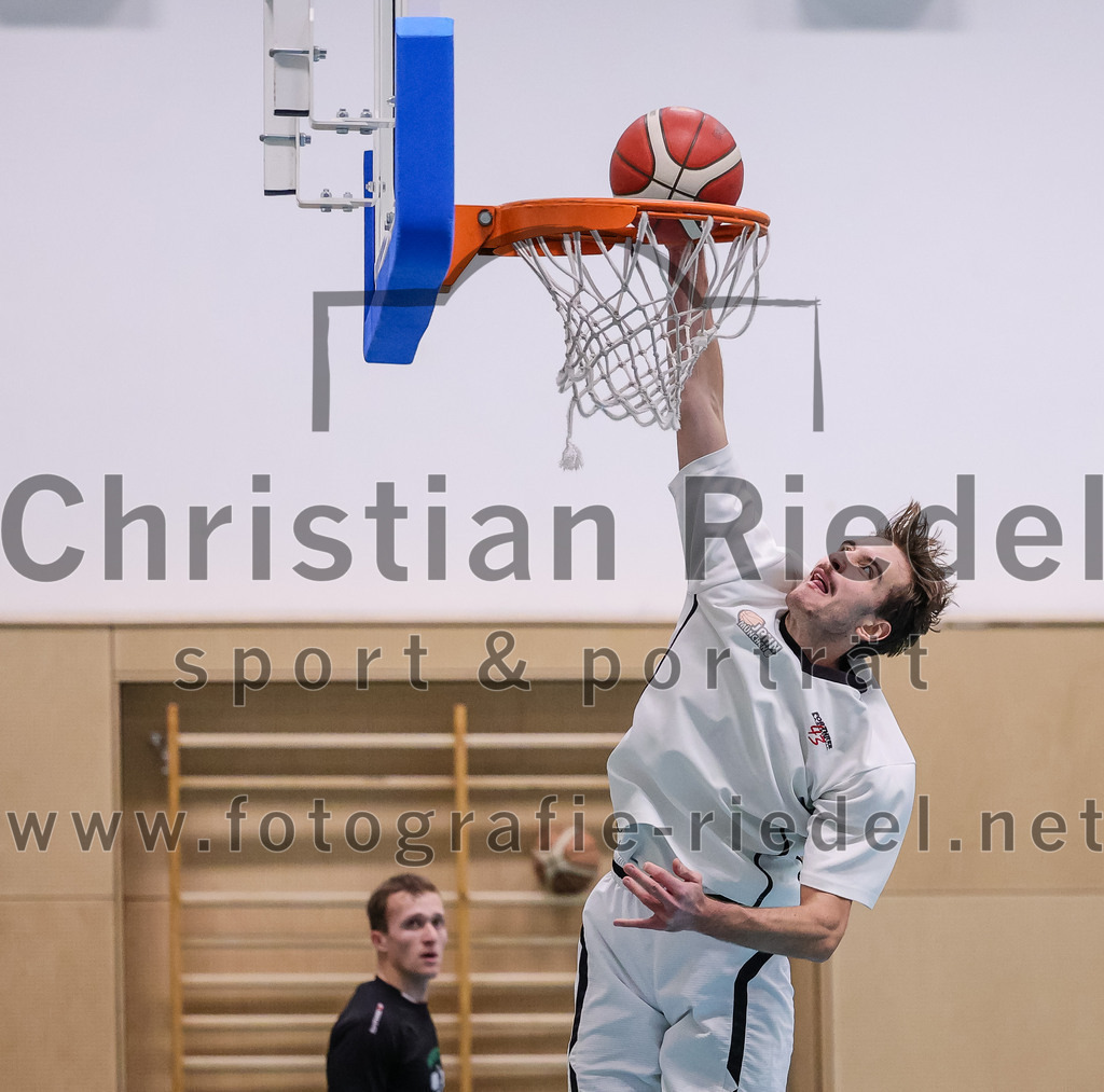 2025-12-06_009_TSV_Vaterstetten_gegen_MTV_1879_Muenchen | Vaterstetten, Deutschland, 06.12.2025:Basketball, 2. Regionalliga Süd 2025 / 2026, 9. Spieltag, TSV Vaterstetten gegen MTV 1879 München, Endergebnis: 58:83Foto: Christian Riedel / fotografie-riedel.net