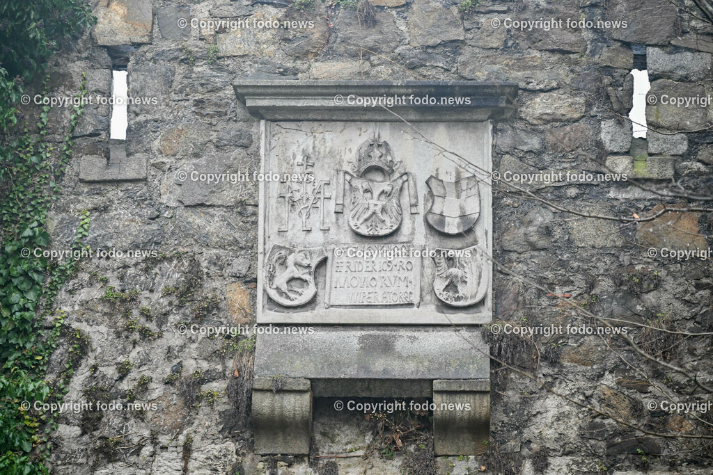 Schlossmuseum Linz_ 18.01.2024-4 | 18.01.2024, Schlossmuseum Linz, AUT, Schlossmuseum, im Bild Friedrichstor der Linzer Burg mit dem Wappenstein, Datiert 1481