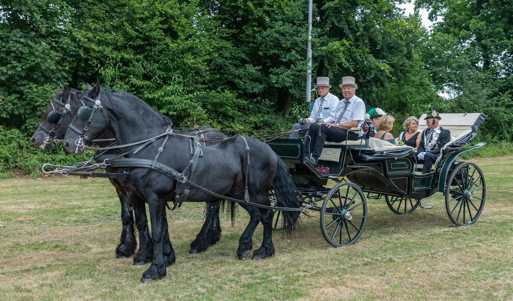 top-top.de-250705-105 | Foto, Video, Fotografie, Videografie, Fotobox, DJ, Discjockey, Musik, Musikbox, Veranstaltung, Photobooth, Amazon, Ebay, Buchtipp, Bestseller, Autor, Verlag, Buch, Wesel, Hamminkeln, NRW, Dinslaken, Rees, Drohne, Hochzeit, Party, Fotobox, Wesel, Fotograf