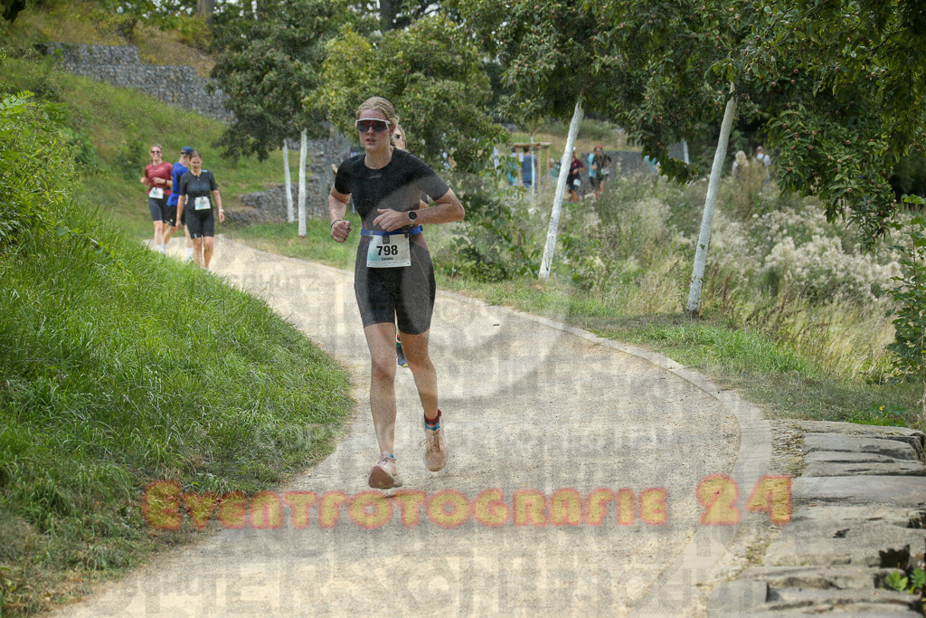 250824_1502_EX1_8333 | Sportfotografie im Rhein-Sieg Kreis, Köln, Bonn, NRW, Rheinland Pfalz, Hessen, etc. Unser Tätigkeitsfeld umfasst den Laufsport vom Volkslauf über den Marathon, Duathlon, Triathon bis zum Ultralauf wie Kölnpfad Ultra oder Schindertrail.
