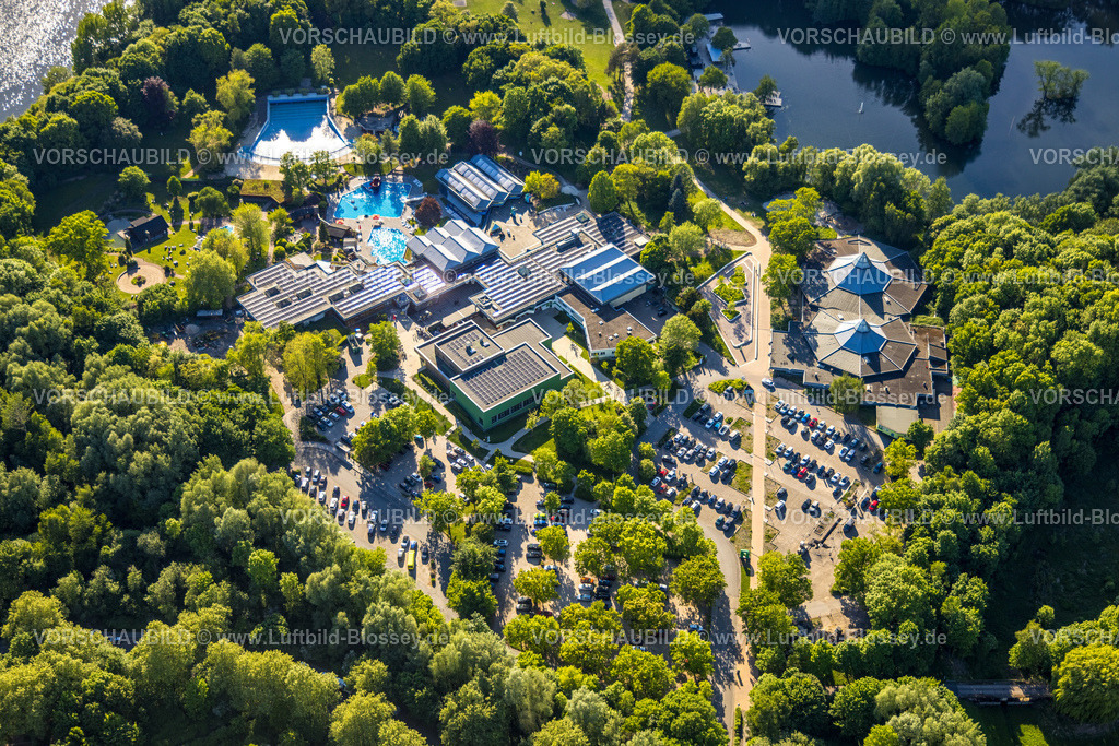 Dortmund250502594 | Luftbild, Revierpark Wischlingen Freizeitpark, Parkplätze, Huckarde, Dortmund, Ruhrgebiet, Nordrhein-Westfalen, Deutschland