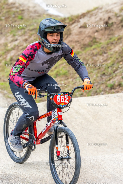 BayBMX2026-05451 | Fotogalerie von Thomas Dettweiler mit Eventbildern und lizenzfreien Fotos. Perfekt als Wandbild, für Büro, Website oder private Nutzung. - Realisiert mit Pictrs.com