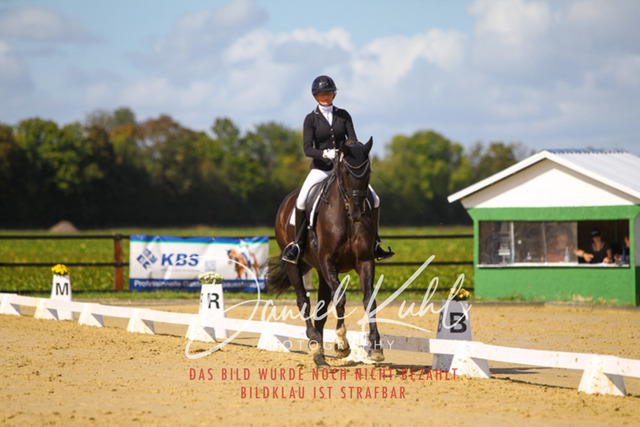 DKP45340 | Turniersportfotografie; Pferdefotografie; Dressurfotografie