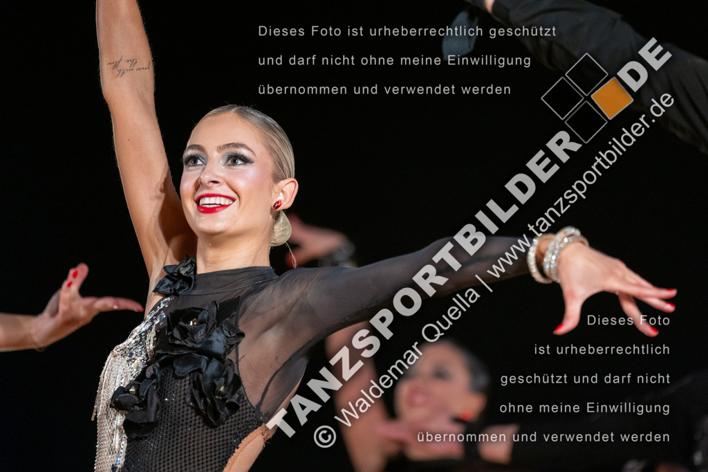 20250503-11645 | Hier finden Sie Tanz Bilder vom Latein und Standard Formationen tanzen. Sportbilder vom Tanzsport. Schöne Fotos und von Weltmeisterschaft, Europameisterschaft, Bundesliga, Regionalliga, Oberliga und Landesliga sowie von GOC Stuttgart, DanceComp, WM Bremen