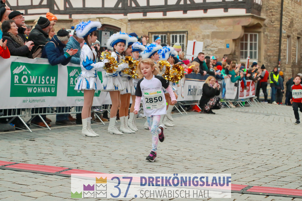 AOK JuniorCup 400m | 3Koenigslauf 2023 - Realisiert mit Pictrs.com