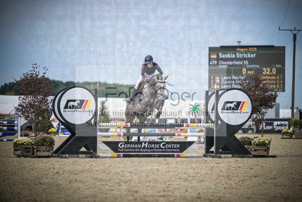 DOS_4401 | Entdecke hochwertige Reitturnierfotos von Foto Oger. Professionell, emotional und authentisch – jetzt Lieblingsmomente im Shop bestellen.Deutschlandweite Turnierfotografie. - Realisiert mit Pictrs.com