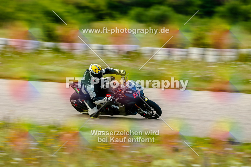Chambley Juli-0093 | Hier findet Ihr Bilder von Touristenfahrten auf der Nürburgring Nordschleife oder von anderen Veranstaltungen die ich besucht habe. Viel Spass beim Durch Schauen 