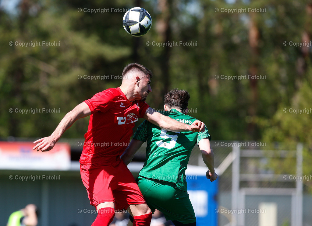A_LUI_190425_09 | SPORT FUSSBALL LL.OST ASKOE OEDT 1B-SC HOERSCHING 19.4.2025 IM BILD: JOVAN PETROVIC (OEDT1B) UND DANIEL KOVARIK (HOERSCHING) FOTO:FOTOLUI