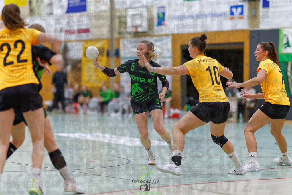 Frauen Oberliga Mitte (HHV); HSG Kleenheim/Langgöns II - HSG Eibelshausen/Ewersbach | Frauen Oberliga Mitte (HHV); HSG Kleenheim/Langgöns II - HSG Eibelshausen/Ewersbach am 01.11.2025 in Oberkleen (Weidig-Halle)Photo © 2025 - Jörg Heinrich - Realisiert mit Pictrs.com