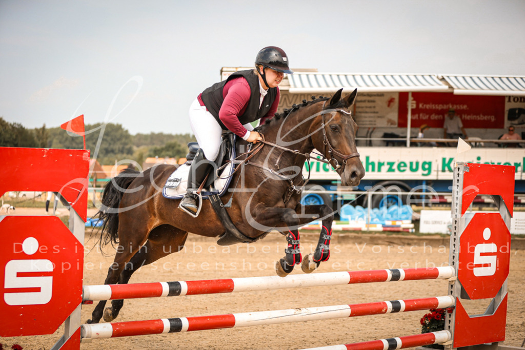 27.SaSpMA00039 | Leoni Ertmer Photography - Realisiert mit Pictrs.com