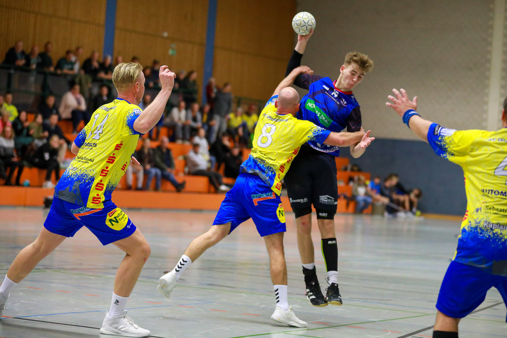 SVN_OscRheinhausen_021124_118 | Bildergalerie von Sport-Ereignissen aber auch von weiteren spannenden Dingen - nicht nur vom Niederrhein. In Anlehnung an den bekannten Spruch von Hanns Dieter Hüsch heißt das Motto: "Niederrhein ist überall".  - Realisiert mit Pictrs.com