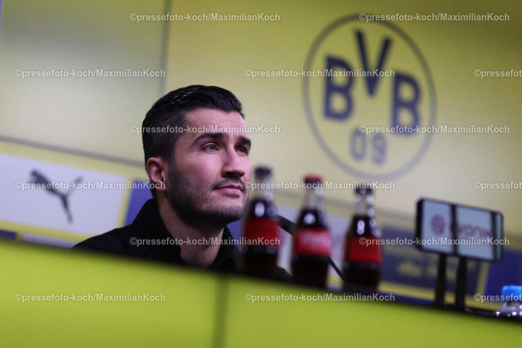 BVB23112401113 | 23.11.2024, Borussia Dortmund - SC Freiburg, 1. Fußball Bundesliga, 11. Spieltag, Signal Iduna Park, Saison 2024 2025: Pressekonferenz mit den Trainern nach dem Spiel. Trainer Nuri Sahin (Cheftrainer BVB)DFB regulations prohibit any use of photographs as image sequences and or quasi-video.