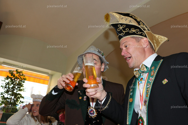 Faschingswecken am Hauptplatz Feldkirchen | Bildershop von pixelworld.at - Realisiert mit Pictrs.com