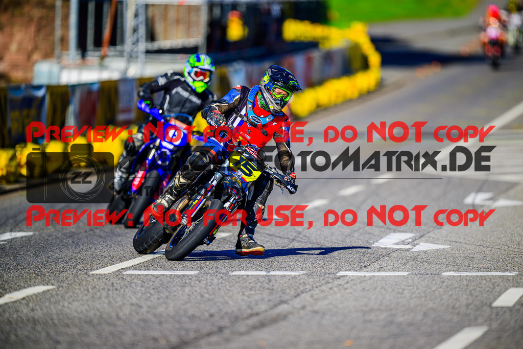 MaZZes_FotoMatrix_240816_6007705_3951 | UE40