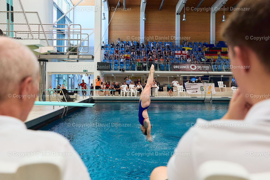 International Youth Diving Meet 2026 | Day 1 of 5 | International Youth Diving Meet 2026| Day 1 of 5 | 22.04.2026 | Youth diving competition featuring 1m and 3m springboard and platform at the Schwimmsportkomplex Freiberger Platz in Dresden.@ Domazer Photography - Realisiert mit Pictrs.com