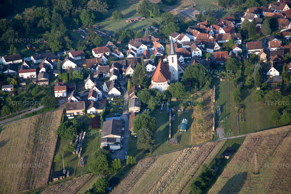 Luftbild: Ortsansicht in Scheibenhard im Bundesland Bas-Rhin in Frankreich. Foto: IMG_082872.jpg vom 26.06.2015 durch Werner Riehm/FLY-FOTO.de