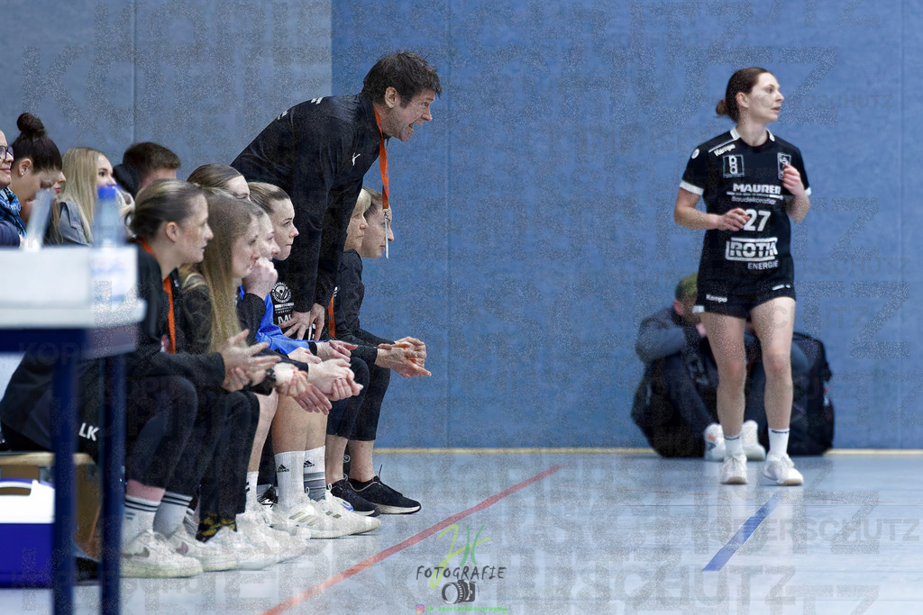Handball Frauen Oberliga Mitte, HSG Eibelshausen/Ewersbach - HSG Lumdatal | Handball Frauen Oberliga Mitte, HSG Eibelshausen/Ewersbach - HSG Lumdatal am 21.02.2026 in Dietzhölztal-Steinbrücken (Sporthalle am Hammerweiher)Photo © 2026 - Jörg Heinrich - Realisiert mit Pictrs.com