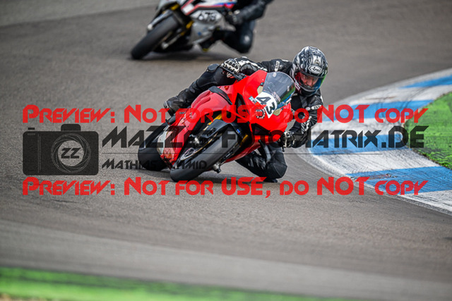 MaZZes_FotoMatrix_230410_3456 | ROT