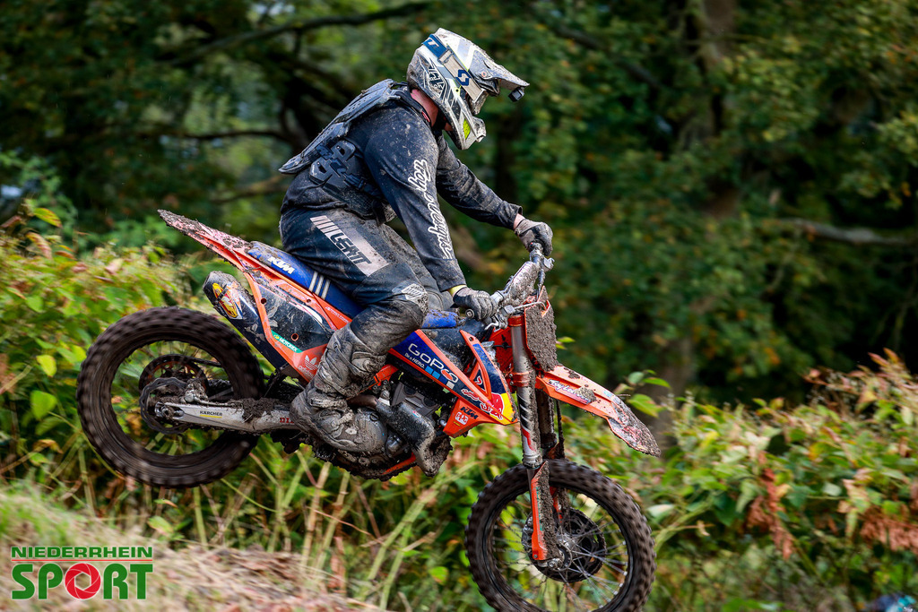 OpenTrack2024_Sonntag_Hobbyfahrer_095 | Bildergalerie von Sport-Ereignissen aber auch von weiteren spannenden Dingen - nicht nur vom Niederrhein. In Anlehnung an den bekannten Spruch von Hanns Dieter Hüsch heißt das Motto: "Niederrhein ist überall".  - Realisiert mit Pictrs.com