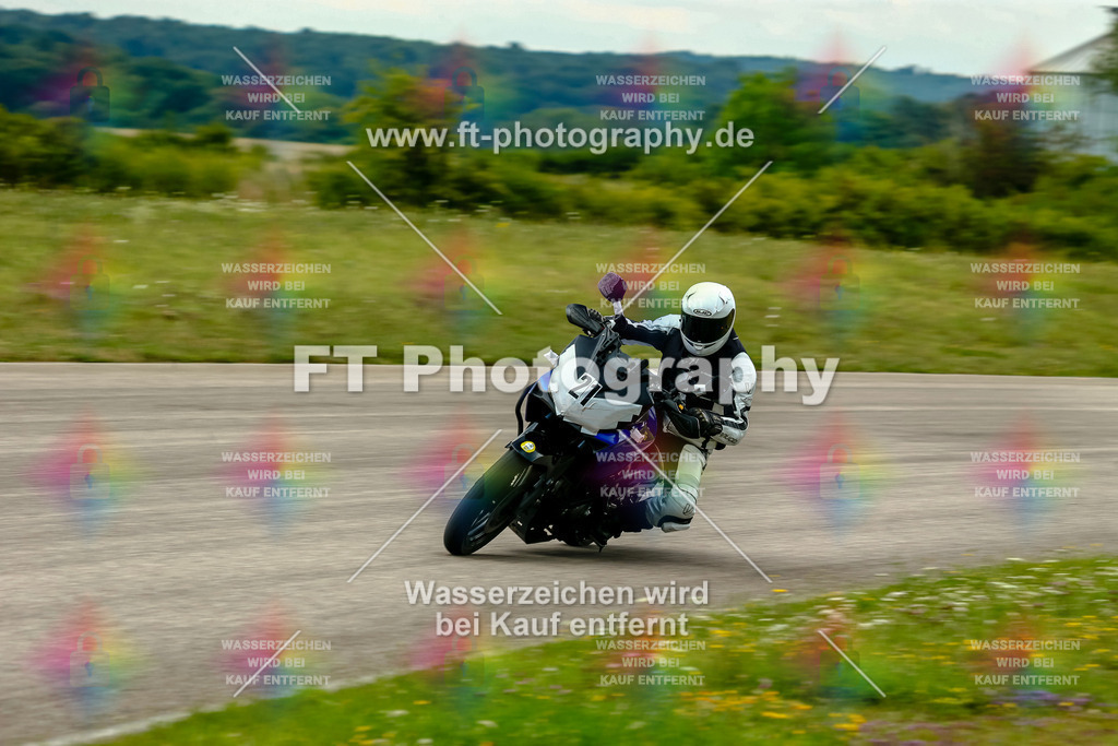 Chambley Juli-3339 | Hier findet Ihr Bilder von Touristenfahrten auf der Nürburgring Nordschleife oder von anderen Veranstaltungen die ich besucht habe. Viel Spass beim Durch Schauen 