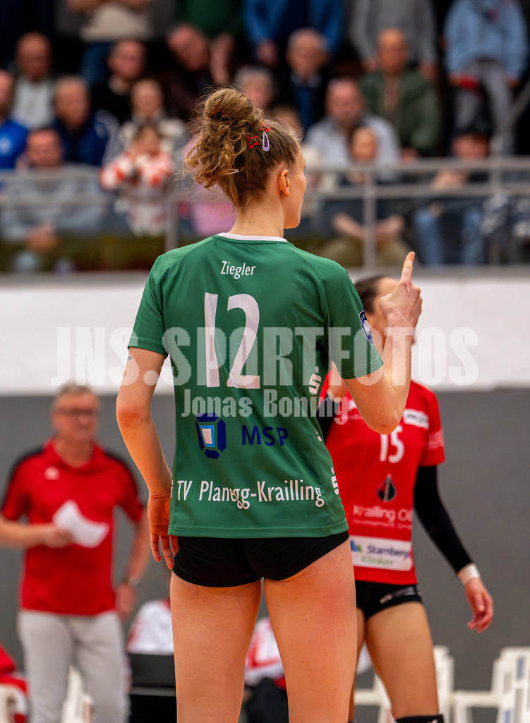 Volleyball I Frauen I Saison 2025-2026 I 2 Bundesliga Pro I 16. Spieltag VFL Oythe - TV Planegg-Krailling-10 | Julia Ziegler (12,Planegg-Krailling)  - Realisiert mit Pictrs.com