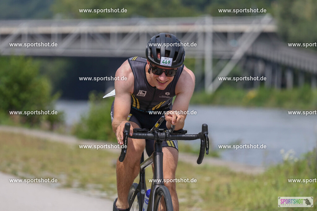 LUR_2858 | Regensburger Triathlon                                       #sportshot_your_pictrs                                    #yourpictrs                                                        @Sportshotphotography                                   Photo Credit:www.sportshot.de