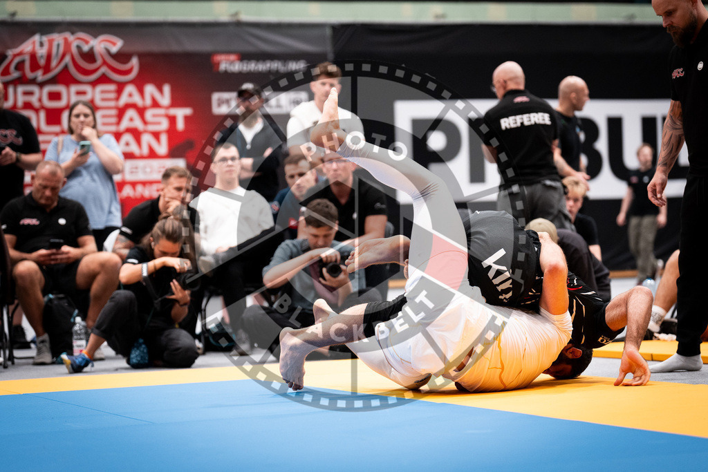 20250906PBB4620 | Fighters compete during the ADCC European Trials  competition in Warsaw, Poland, on September 6, 2025.